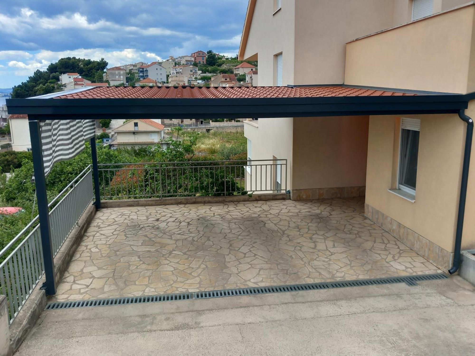 Magi House With Pool Διαμέρισμα Ποντστράνα Εξωτερικό φωτογραφία
