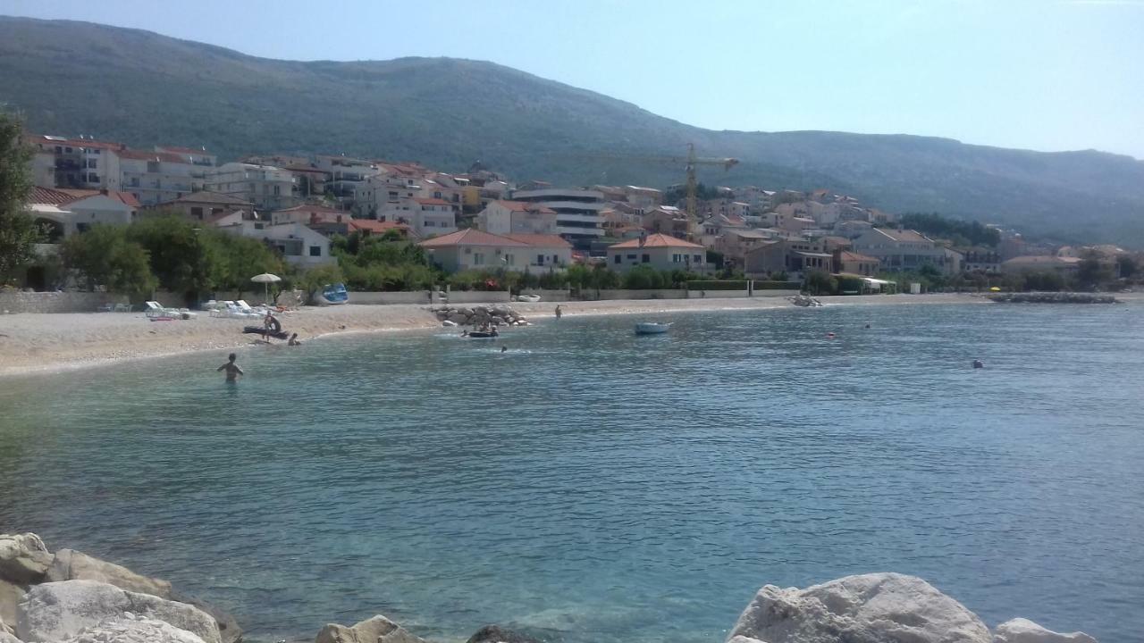 Magi House With Pool Διαμέρισμα Ποντστράνα Εξωτερικό φωτογραφία